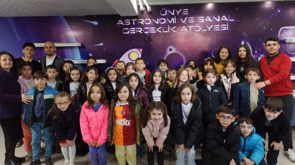 Öğrencilerimiz Ünye Mehmet Refik Güven Anadolu Lisesi Astronomi ve Sanal Gerçeklik Atölyesini Ziyaret Ettiler